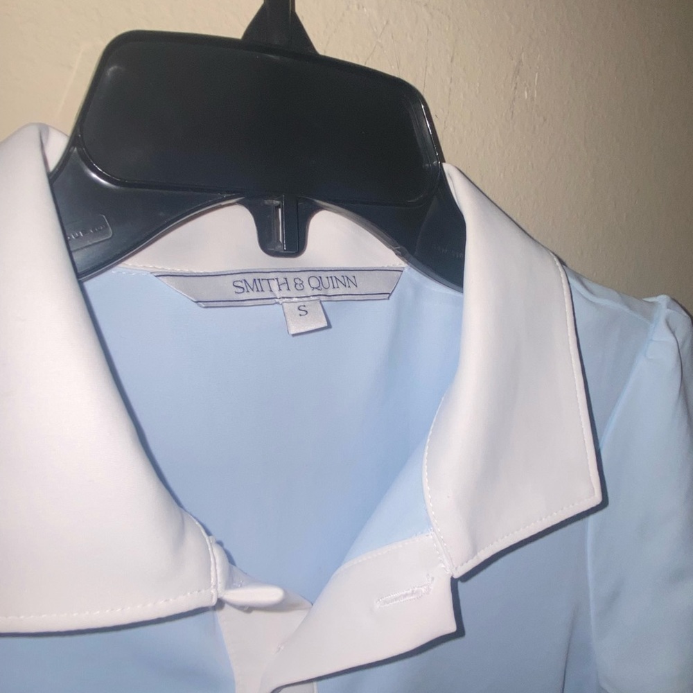 Smith & Quinn Baby Blue Reagan Polo; Size: Small